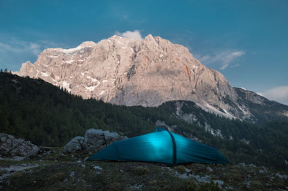 flying tent ocean view